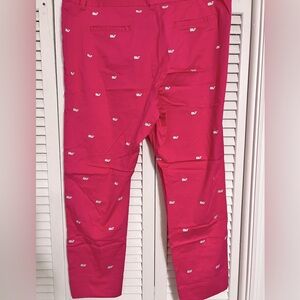 Pink Cropped pants by Vineyard Vines. Size 16, although runs small.